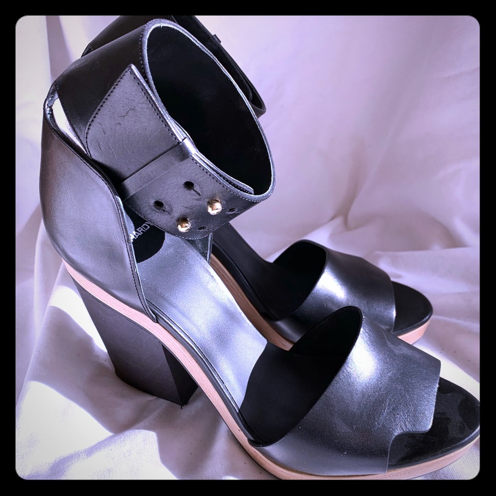 NWT Fierce black heels from Pierre Hardy!